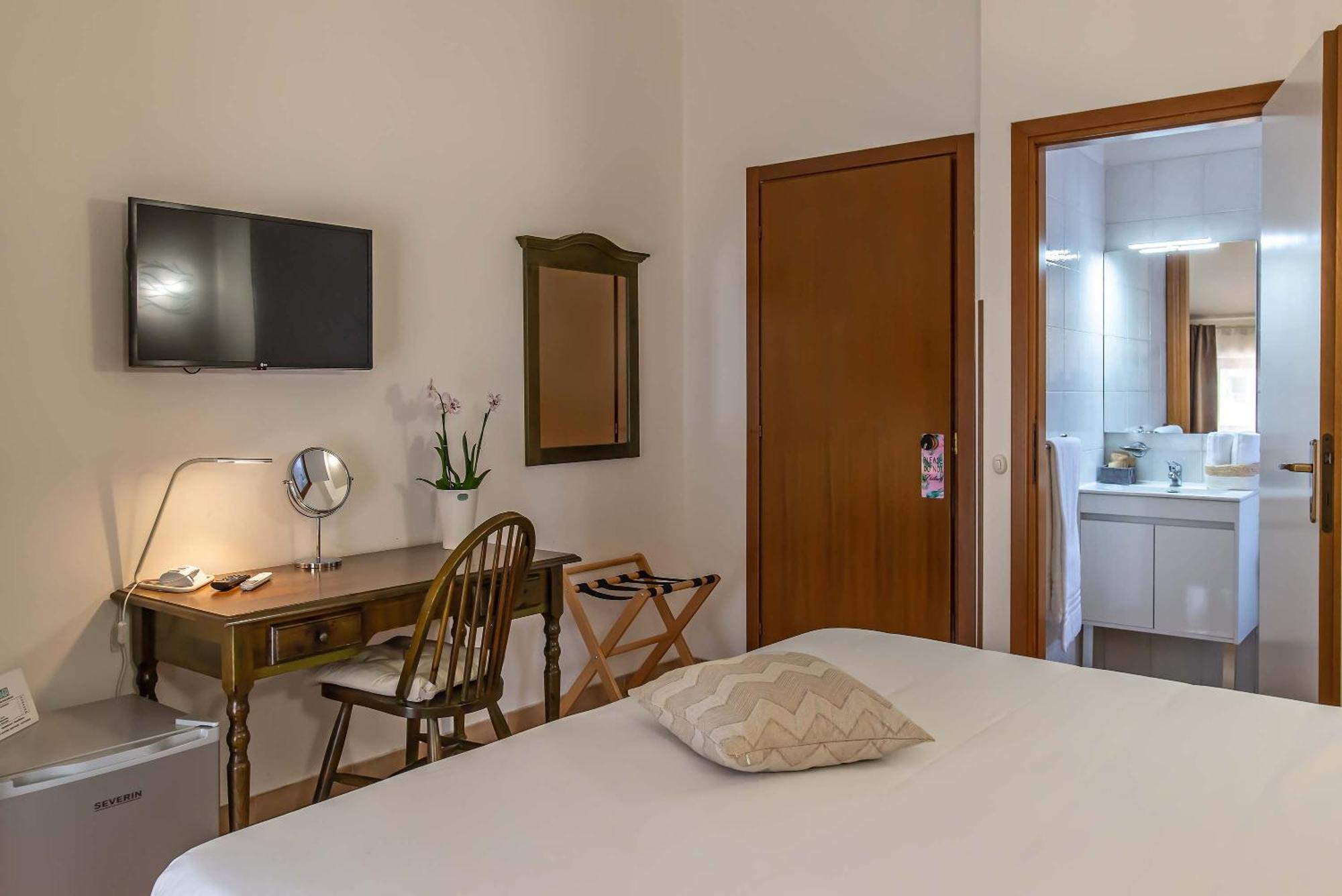 Plaza Rooms Ciampino Bagian luar foto